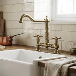 Aquanello Heritage Ascot Classic Kitchen Nostalgic Bridge Kitchen Faucet, Bronze with Cross Handles BN-0011-HM